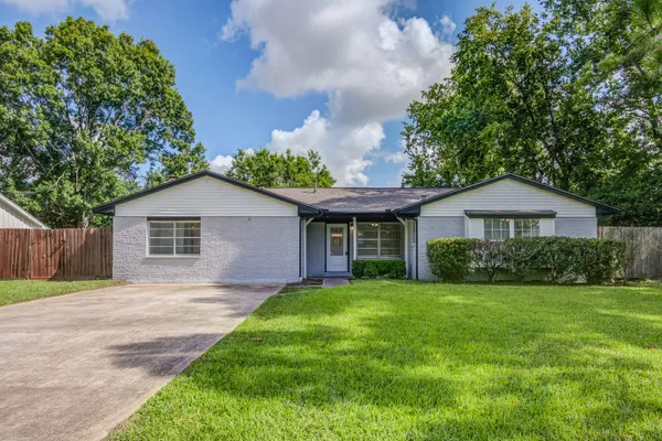 $2,500 | 1521 Pearl Street, League City, TX 77573