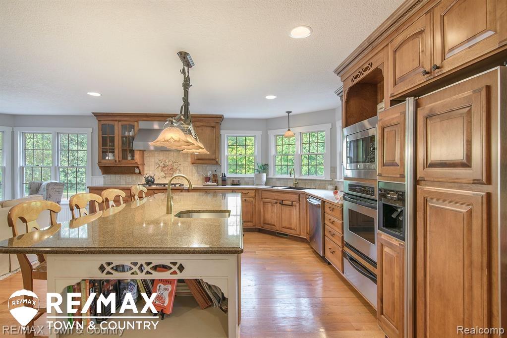 6277 Elms Road Flushing, MI 48433 - Photo 10 of 47