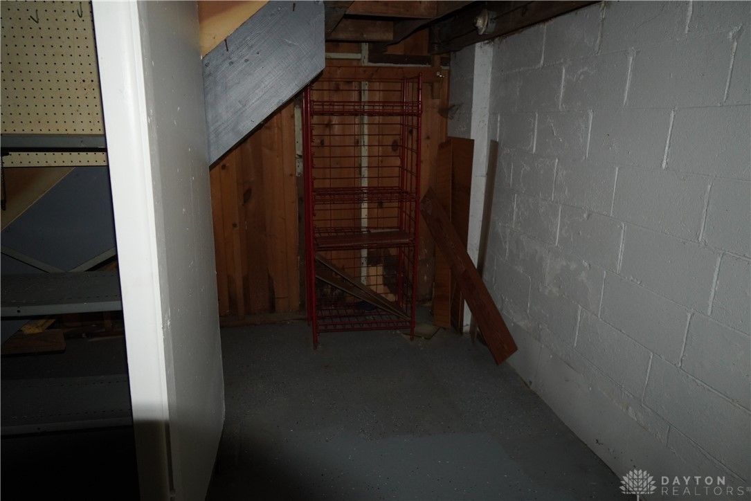 1327 Patterson Road Dayton, OH 45420 - Photo 17 of 40 Gallery Image 17