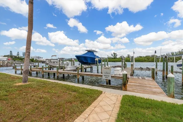 $4,500 | 18201 Gulf Boulevard, Unit 401, Redington Shores, FL 33708