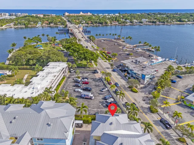 $1,150,000 | 305 East Ocean Avenue, Unit TH7, Lantana, FL 33462