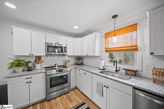 $425,000 | 630 McConnell Road, Marietta, SC 29661