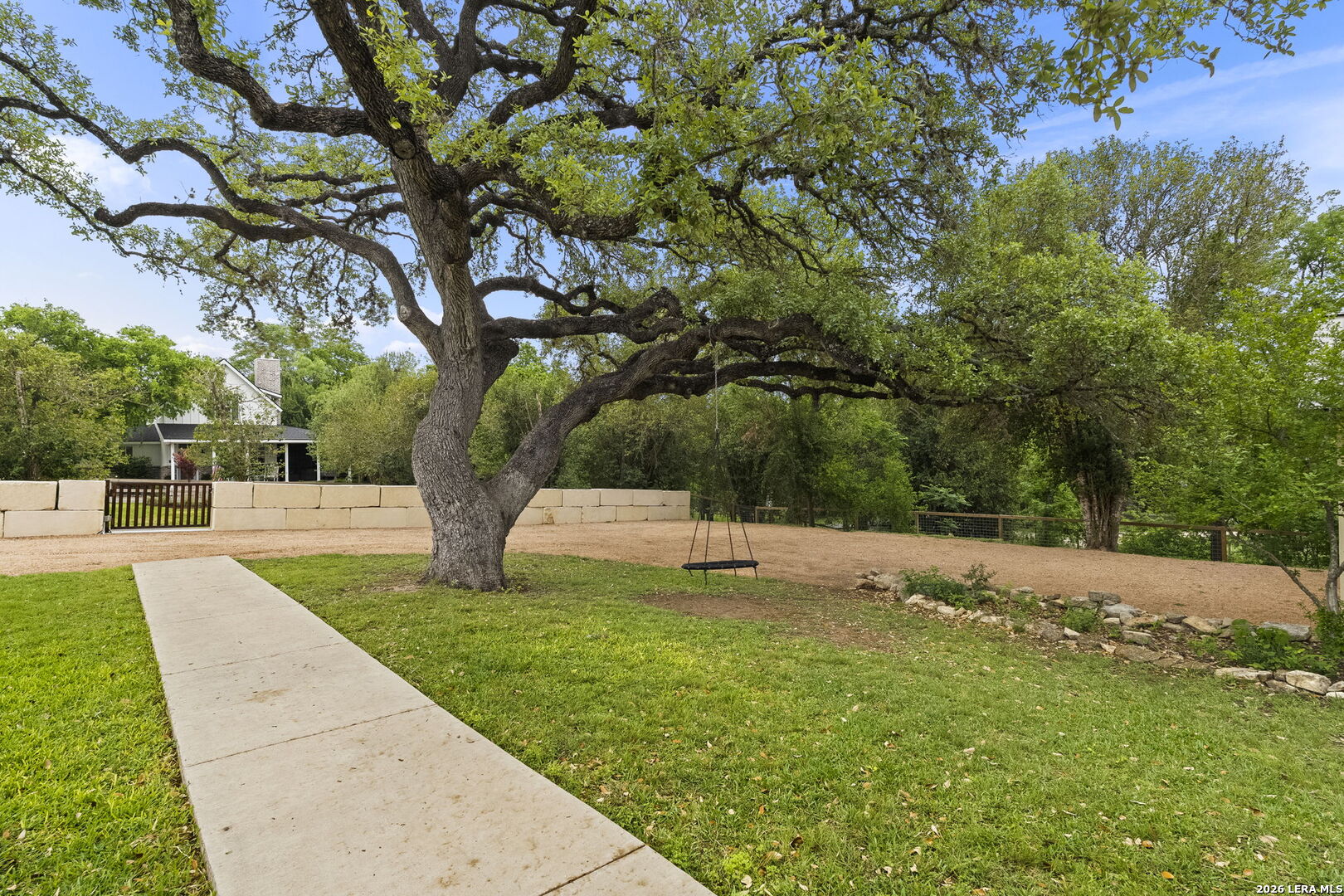 107 High Street Comfort, TX 78013 - Photo 6 of 50 a view of a park with trees