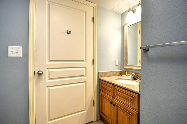 $189,900 | 7100 North Ocean Boulevard, Unit 225, Myrtle Beach, SC 29572