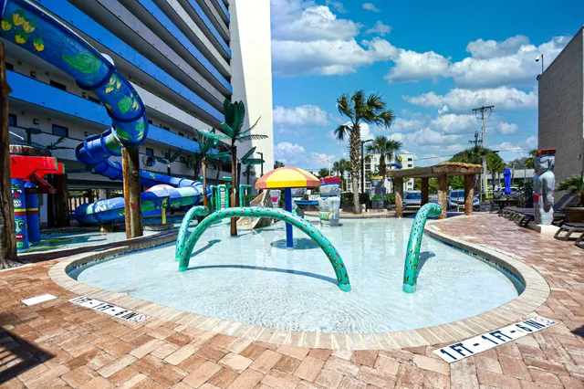 $189,900 | 7100 North Ocean Boulevard, Unit 225, Myrtle Beach, SC 29572