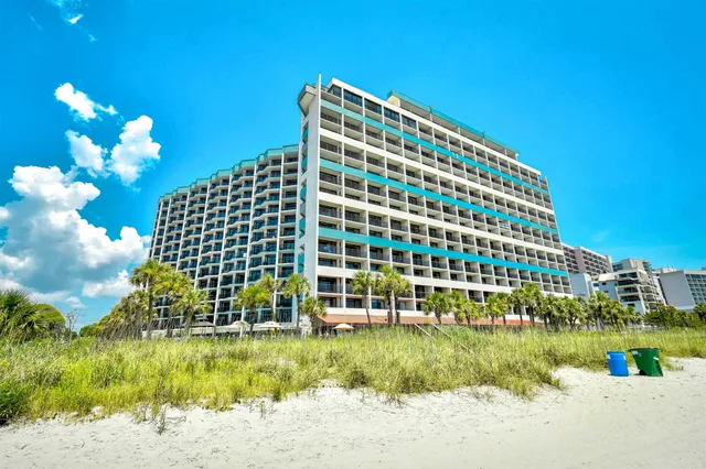 $189,900 | 7100 North Ocean Boulevard, Unit 225, Myrtle Beach, SC 29572