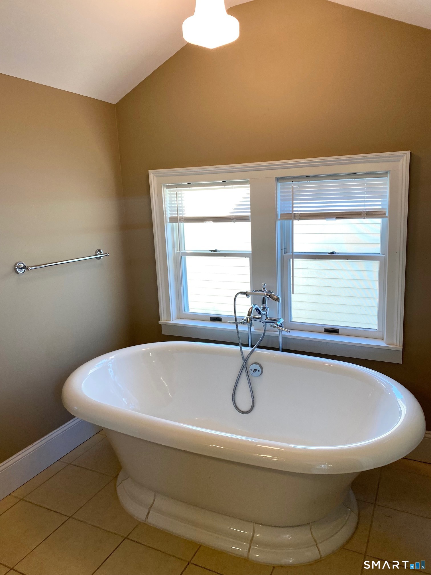 8 Broad Street, Unit 3 Stonington, CT 06378 - Photo 15 of 23