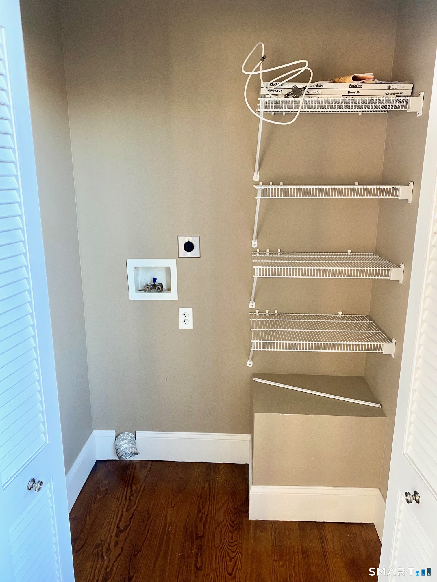 8 Broad Street, Unit 3 Stonington, CT 06378 - Photo 16 of 23 3rd floor Laundry Closet: washer/dryer hook-ups only