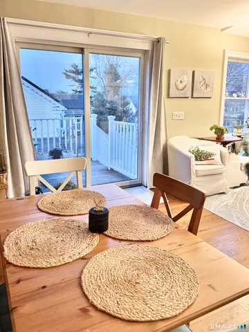 $2,650 | 8 Broad Street, Unit 3, Stonington, CT 06378