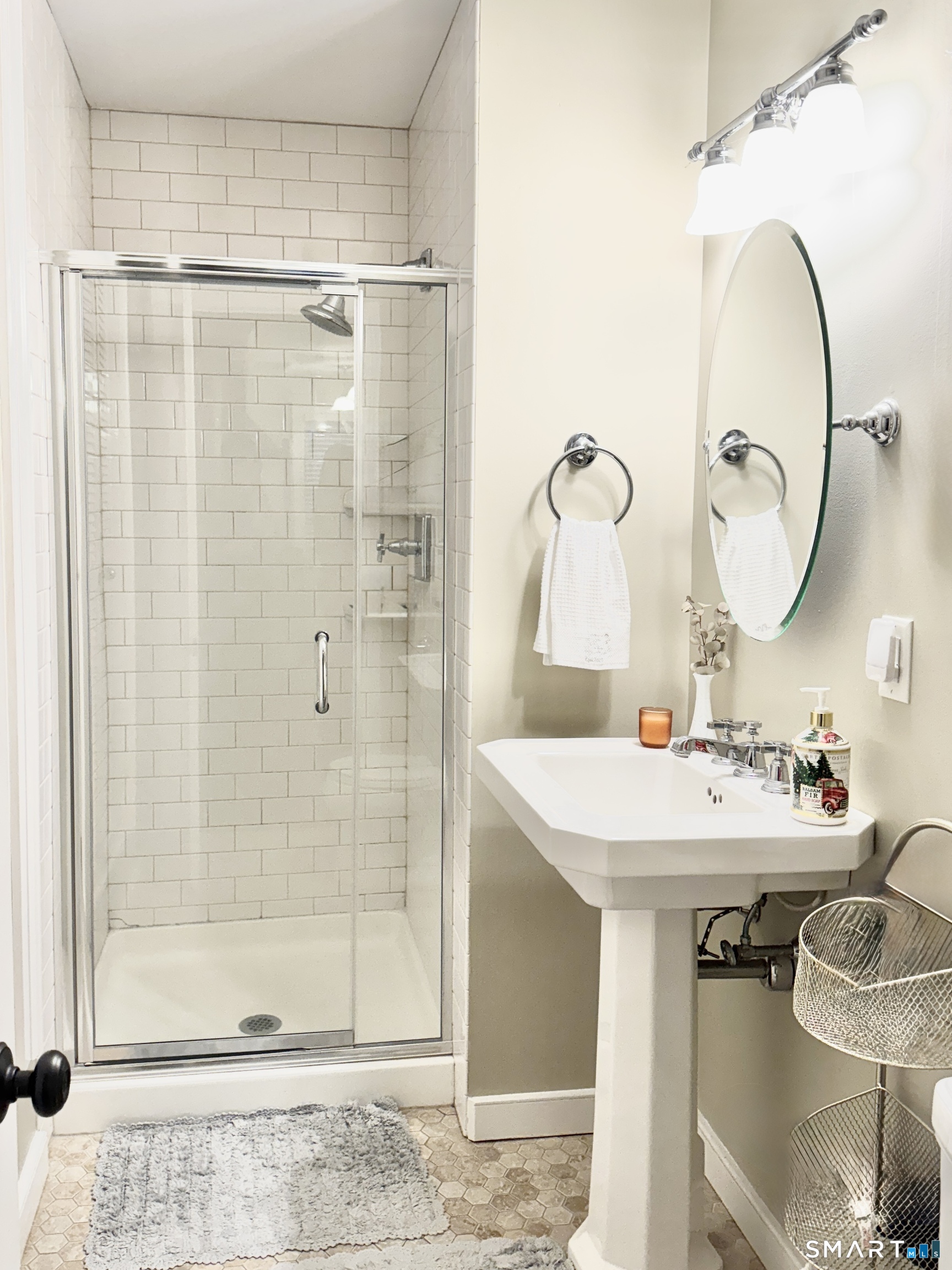 8 Broad Street, Unit 3 Stonington, CT 06378 - Photo 7 of 23 Main level bathroom with shower.