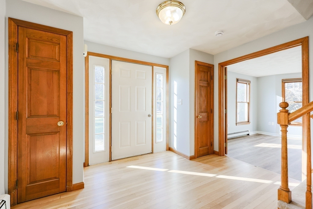 1 Bubbling Brook Road Franklin, MA 02038 - Photo 6 of 42