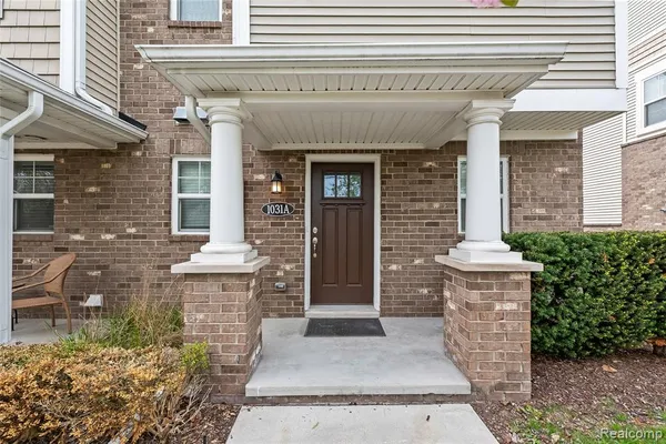$3,100 | 1031 North Sherman Drive, Unit A, Royal Oak, MI 48067