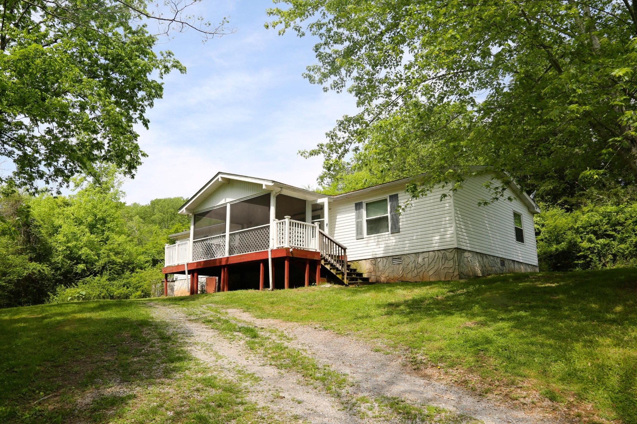 1153 Offutt Road Clinton, TN 37716 - Photo 1 of 3 Gallery Image 1