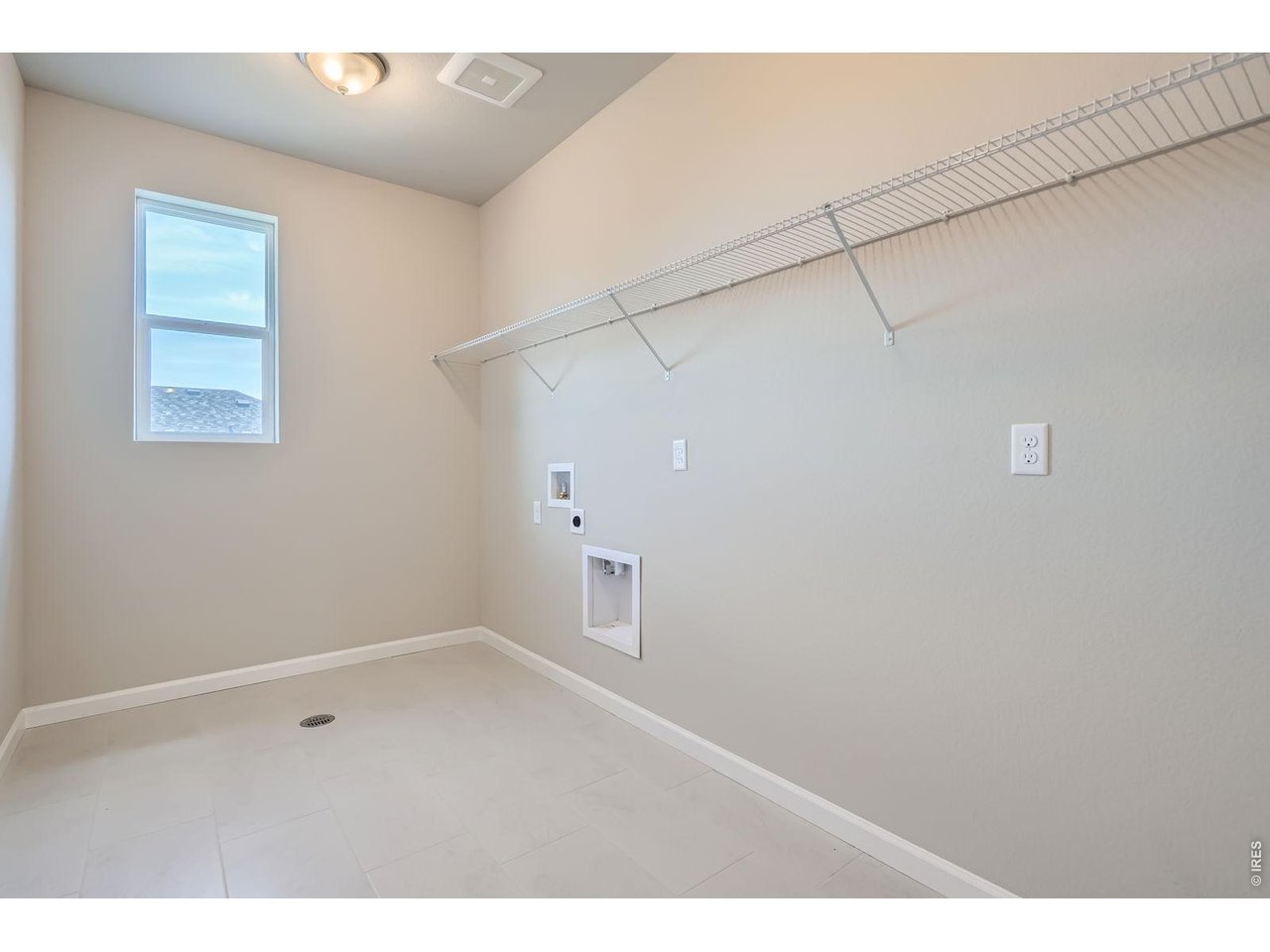 364 Rustic Barn Lane Berthoud, CO 80513 - Photo 41 of 46 Laundry room
