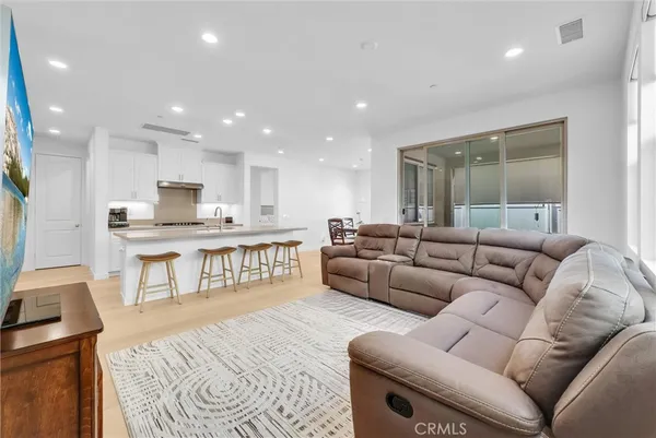 $1,075,000 | 10943 Carrillo Court, Cypress, CA 90720