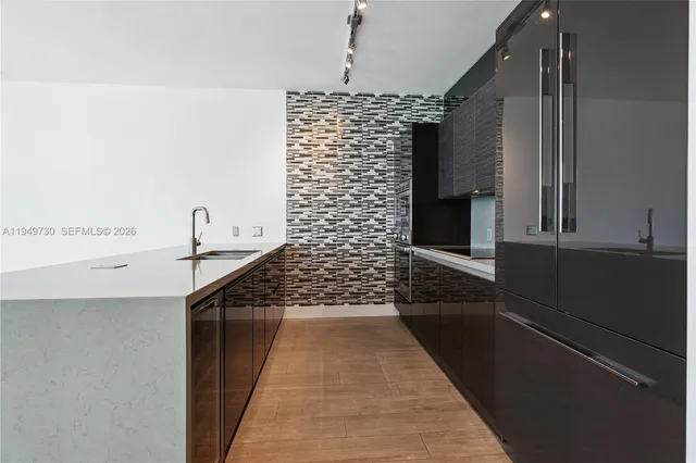 $11,000 | 1080 Brickell Avenue, Unit 1401, Miami, FL 33131