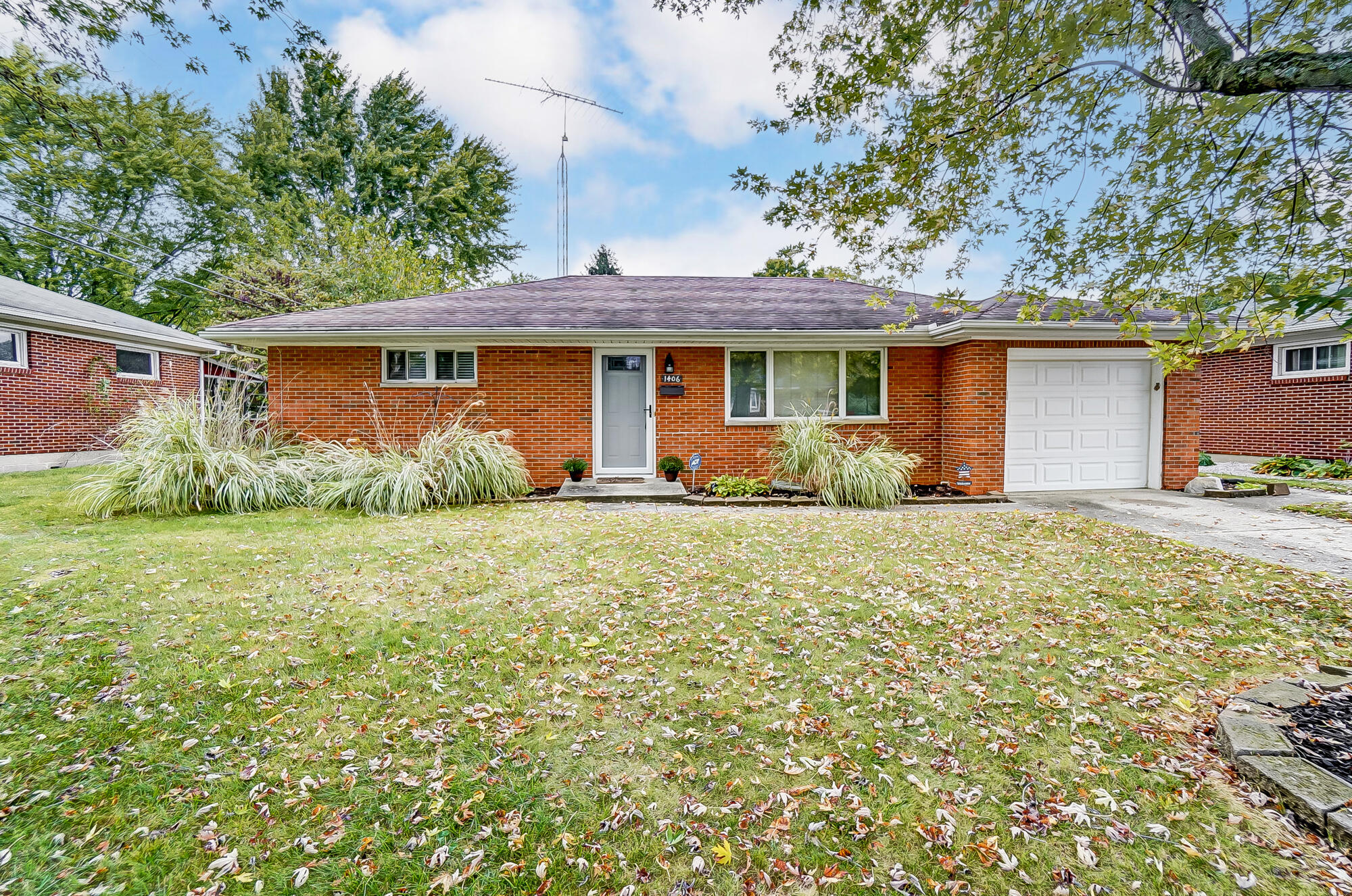 1406 Ronald Road Springfield, OH 45503 - Photo 1 of 26