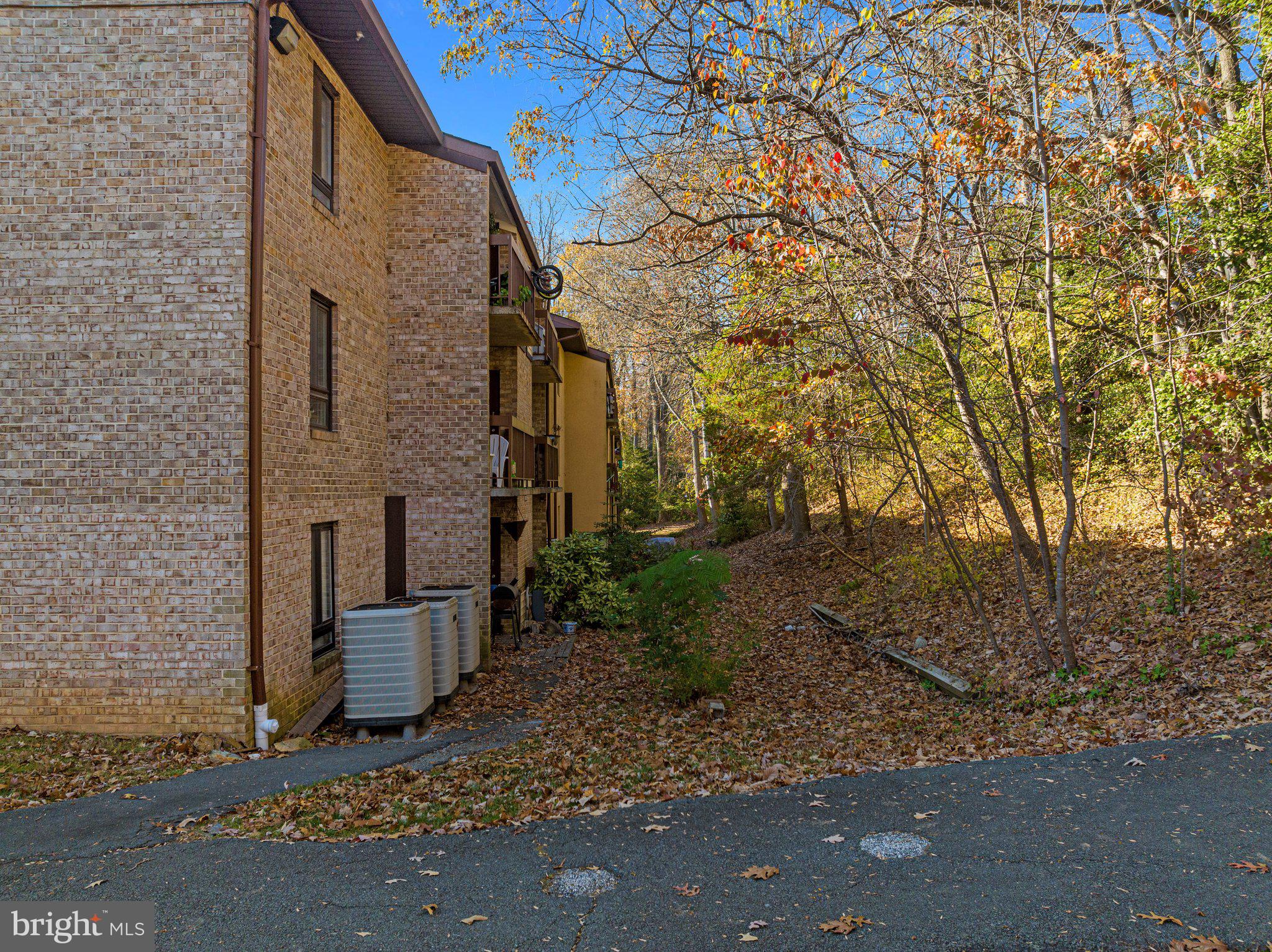 11650 Stoneview Square, Unit 90/1B Reston, VA 20191 - Photo 25 of 36 Gallery Image 25