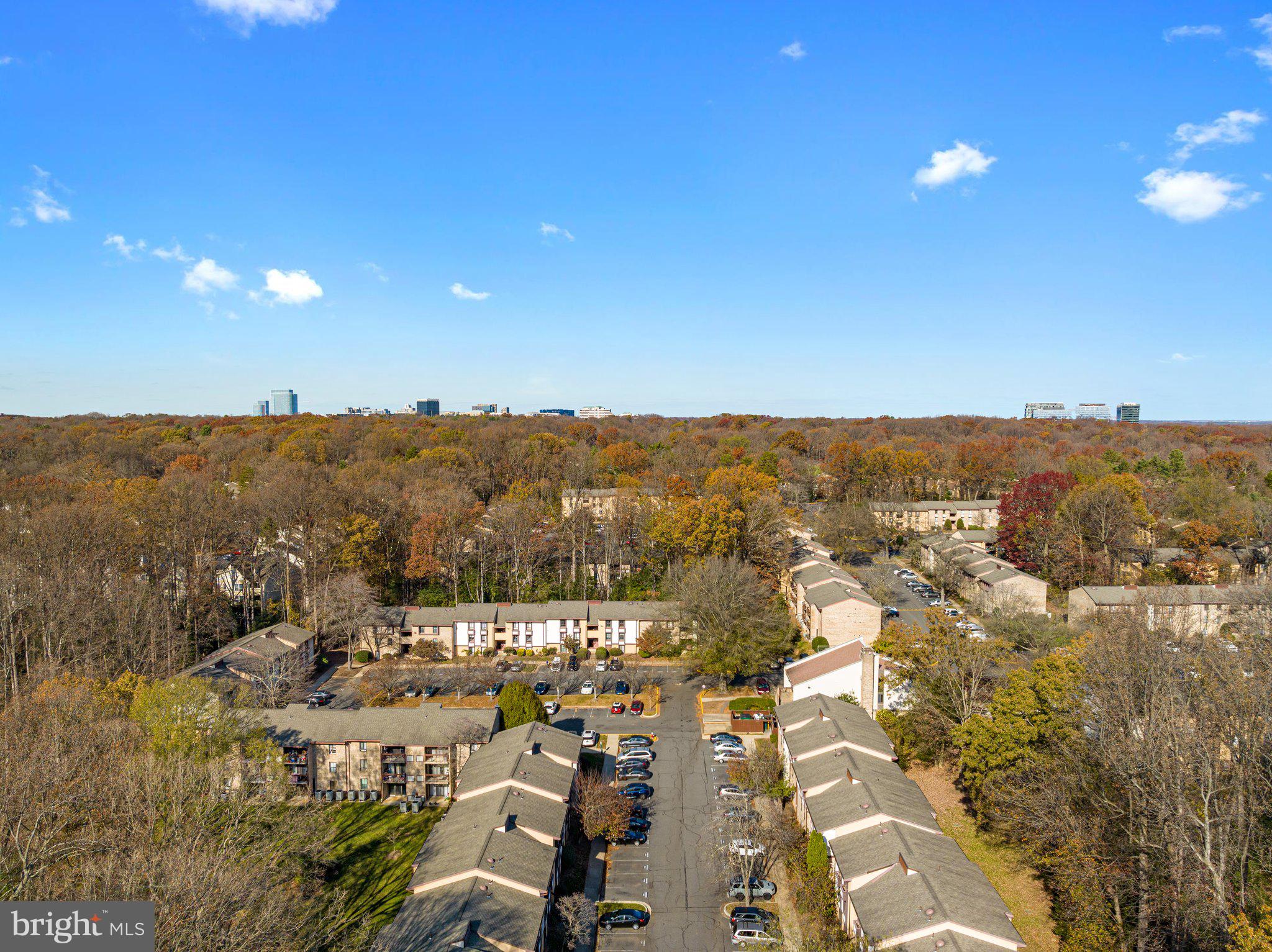 11650 Stoneview Square, Unit 90/1B Reston, VA 20191 - Photo 29 of 36 Gallery Image 29