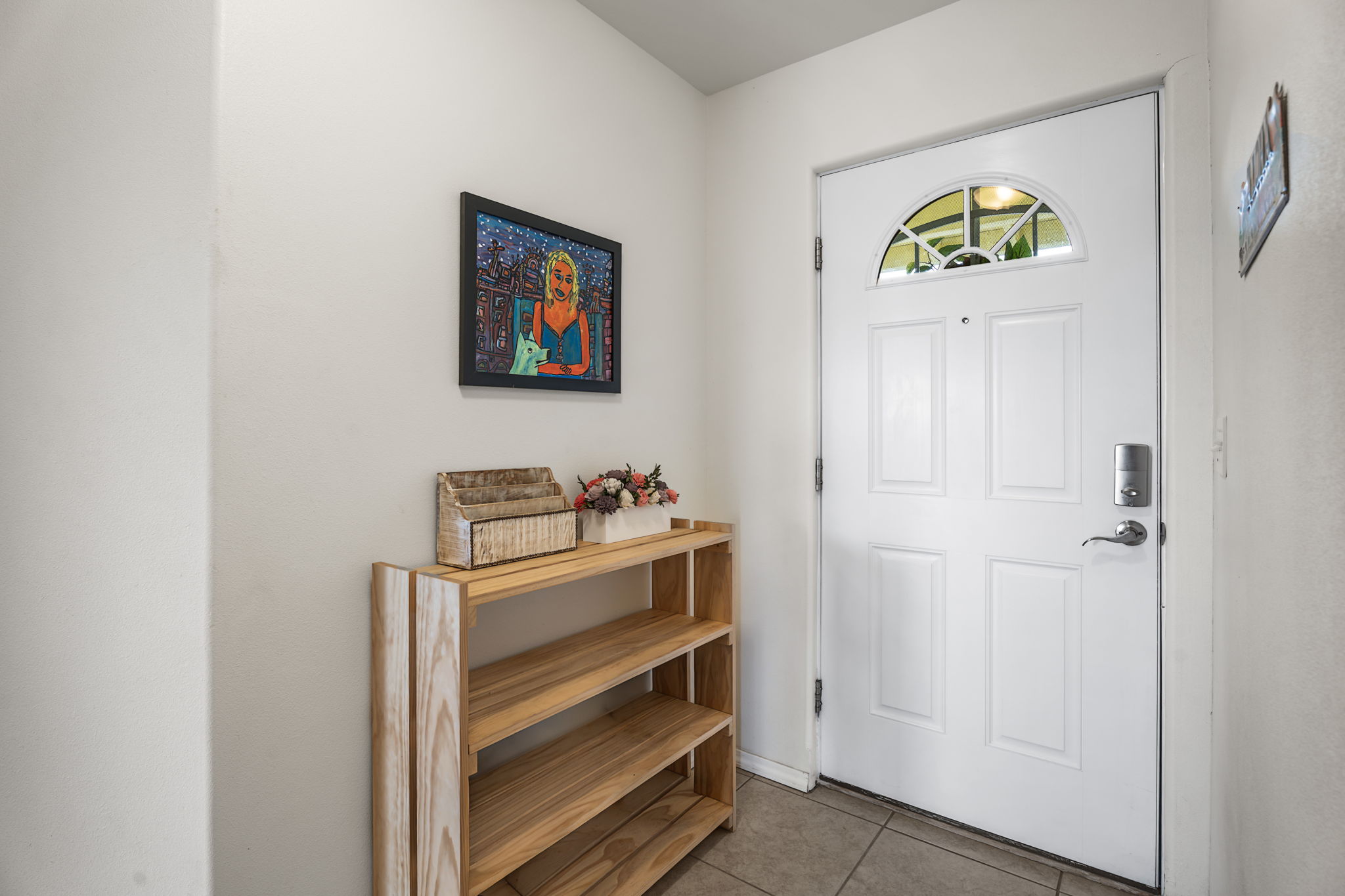 94-6494 Keoki Road Naalehu, HI 96772 - Photo 5 of 30 a view of hallway with washer and dryer