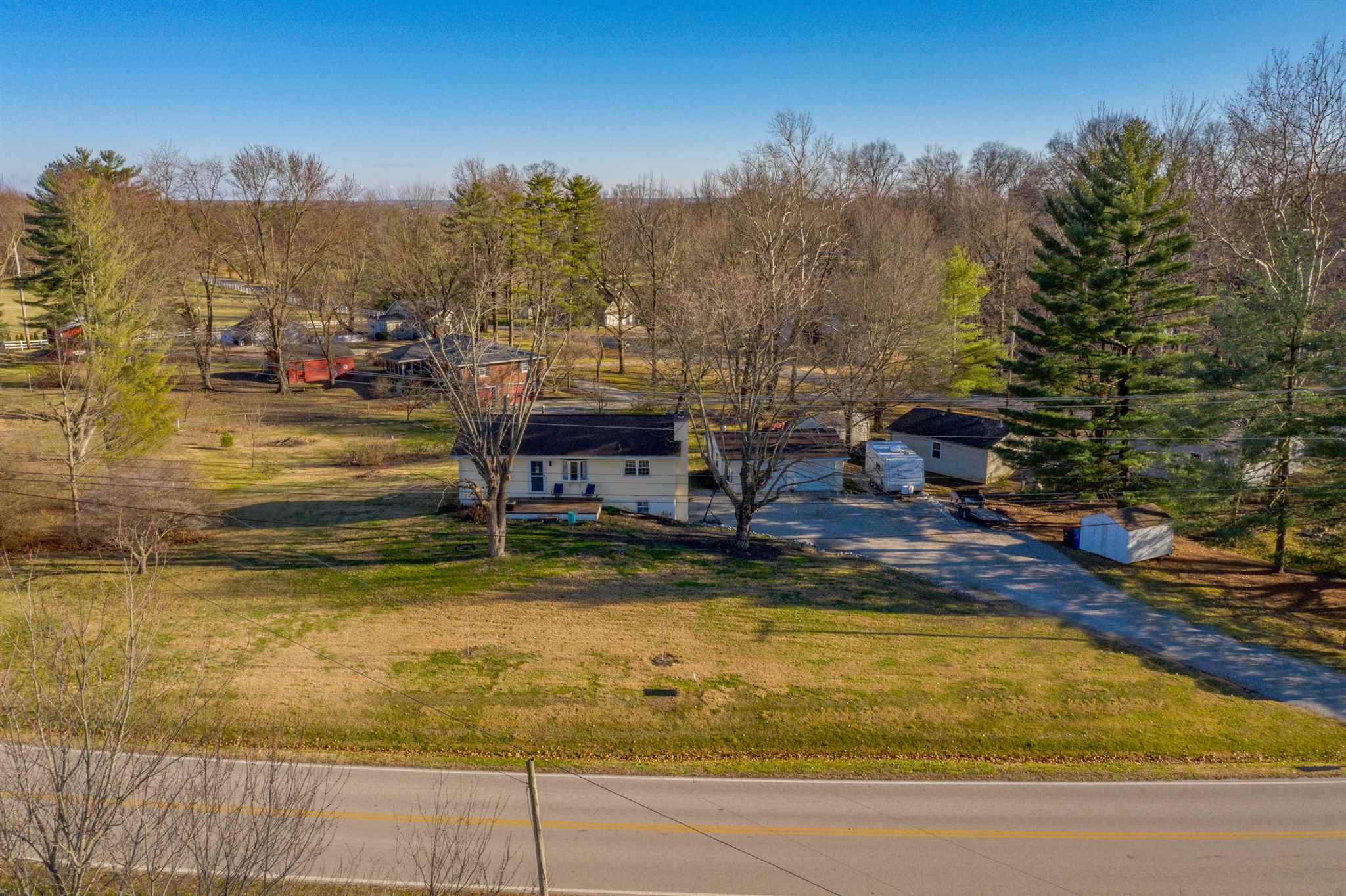 1477 Old Plank Road Newburgh, IN 47630 - Photo 2 of 32