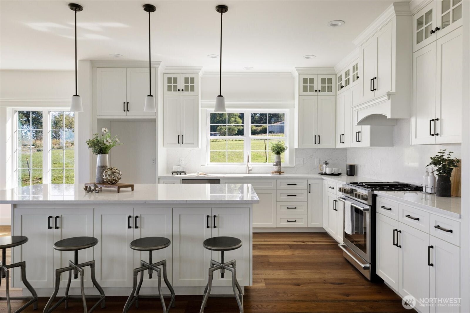 1649 West Scenic Heights Road Oak Harbor, WA 98277 - Photo 17 of 40