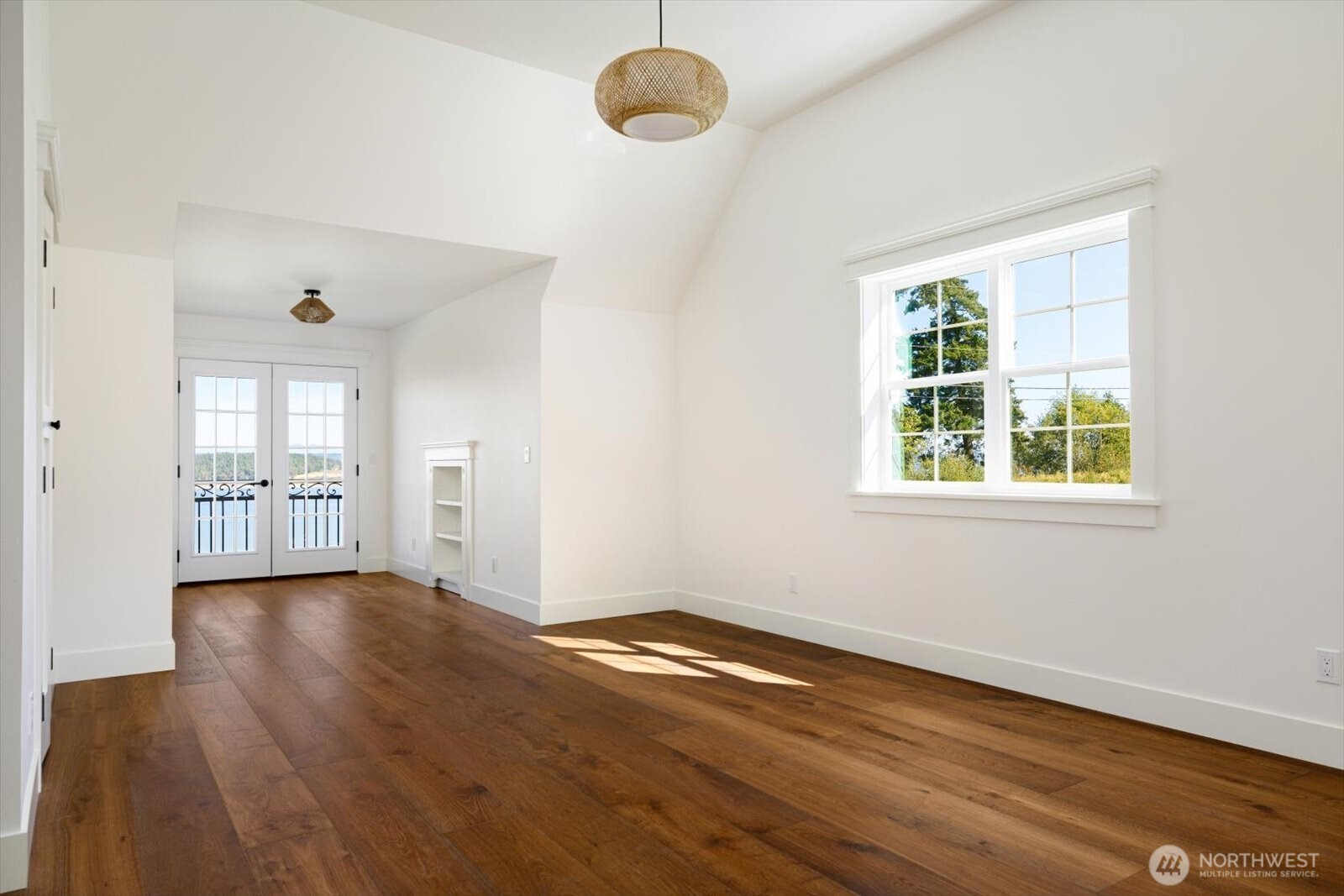 1649 West Scenic Heights Road Oak Harbor, WA 98277 - Photo 30 of 40