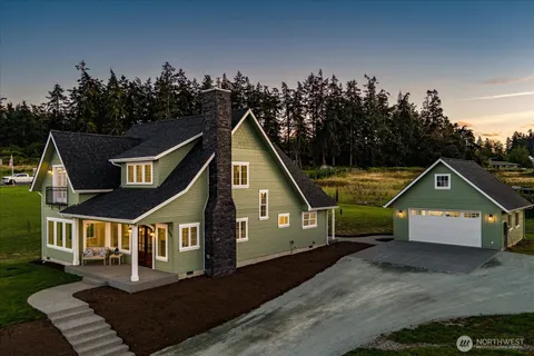 $1,189,000 | 1649 West Scenic Heights Road, Oak Harbor, WA 98277