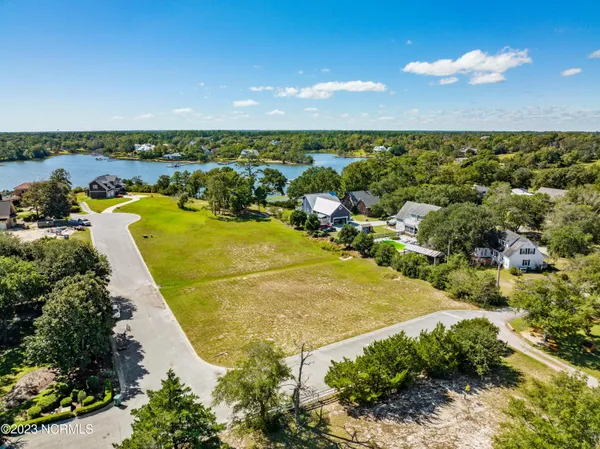 $329,000 | Lot 2 Point Drive, Swansboro, NC 28584