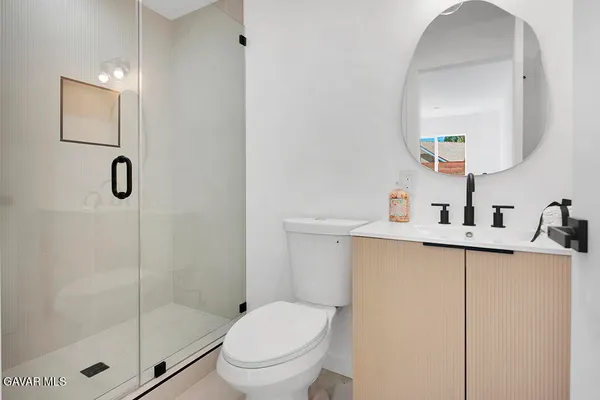 $1,149,000 | 14868 Envoy Street, Sylmar, CA 91342