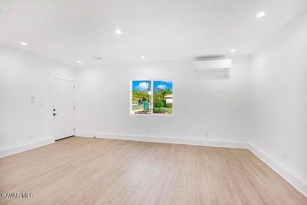 $1,149,000 | 14868 Envoy Street, Sylmar, CA 91342