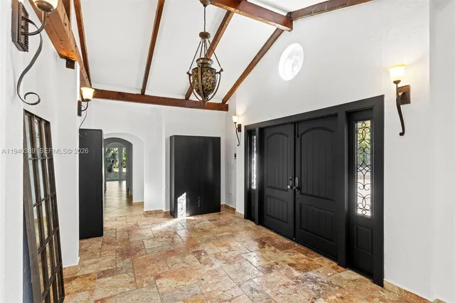 $7,950 | 7975 Sunset Drive, Miami, FL 33143