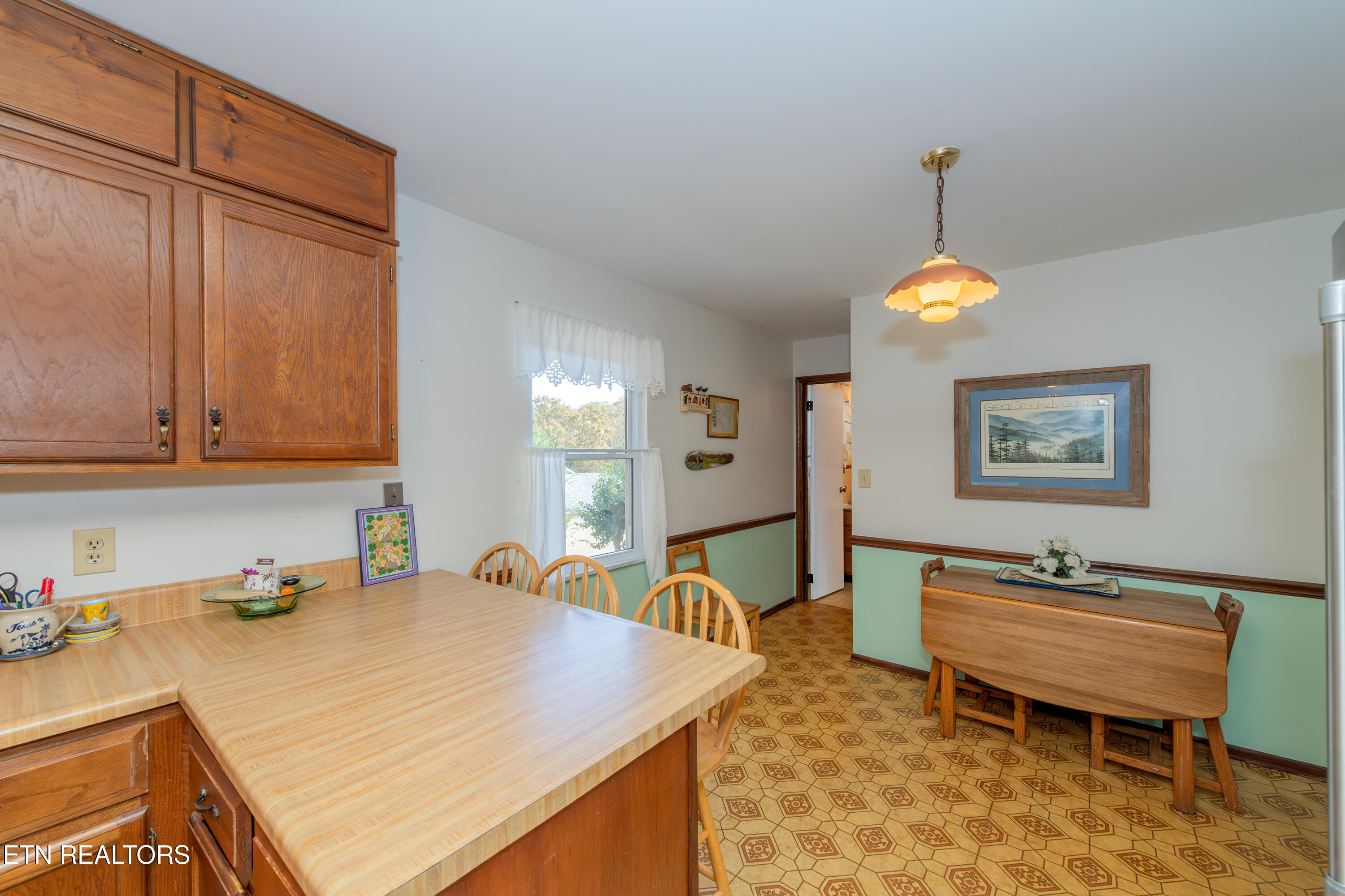 5301 Fontaine Road Knoxville, TN 37920 - Photo 15 of 57 HOB_0125-Edit