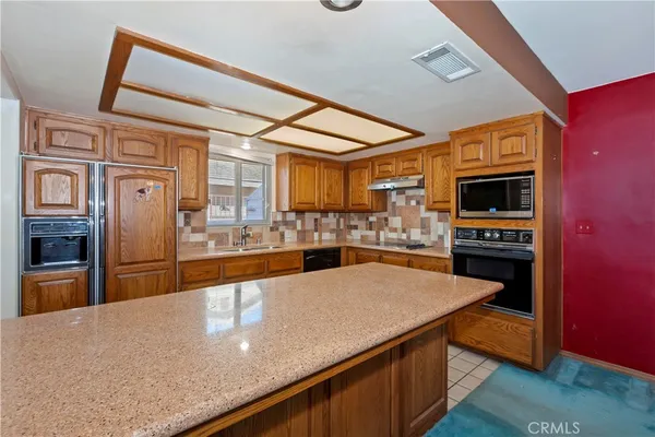 $649,000 | 9850 Lombardy Avenue, Bloomington, CA 92316