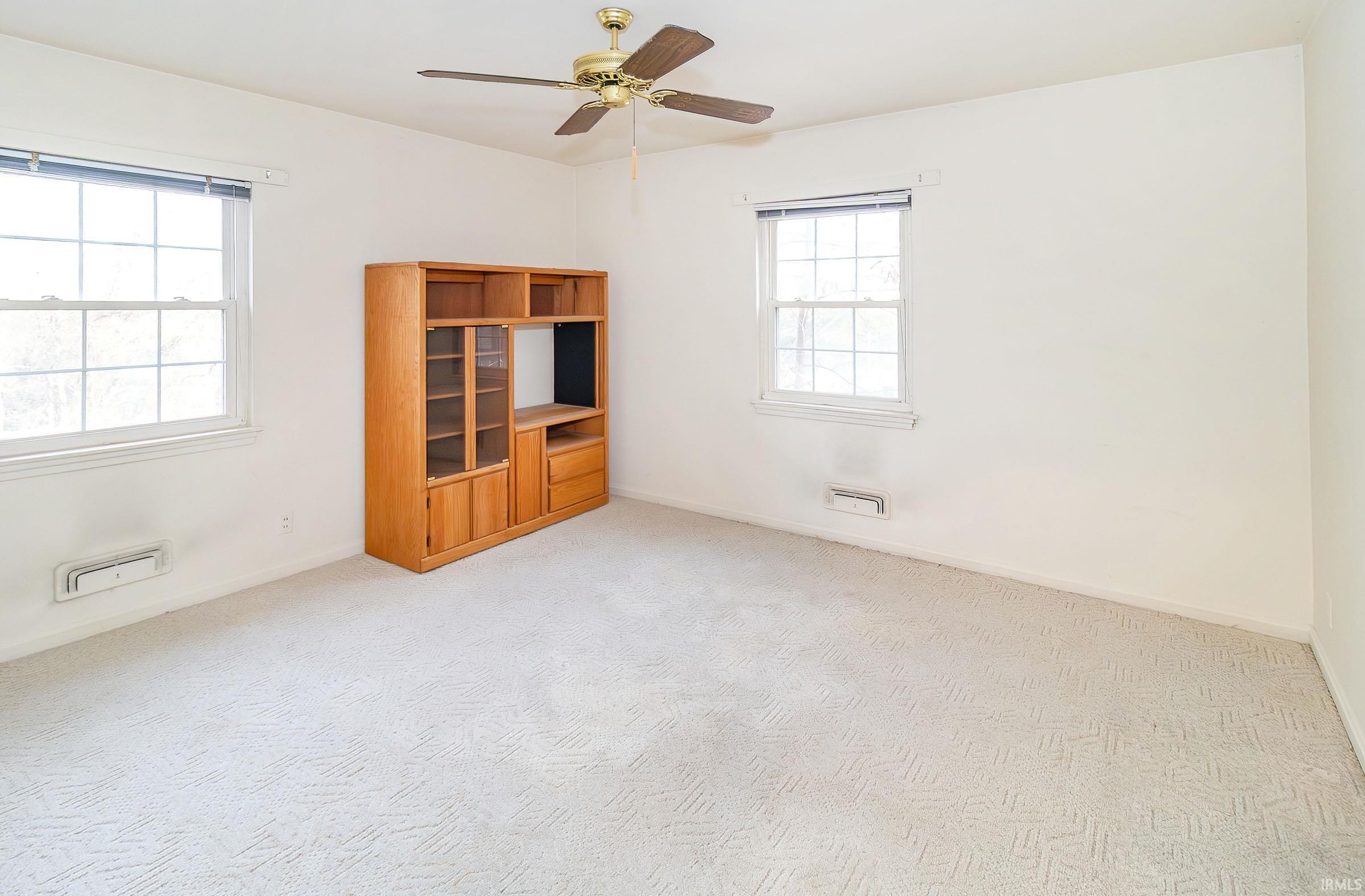 5113 Stringtown Road Evansville, IN 47711 - Photo 8 of 24 Gallery Image 8