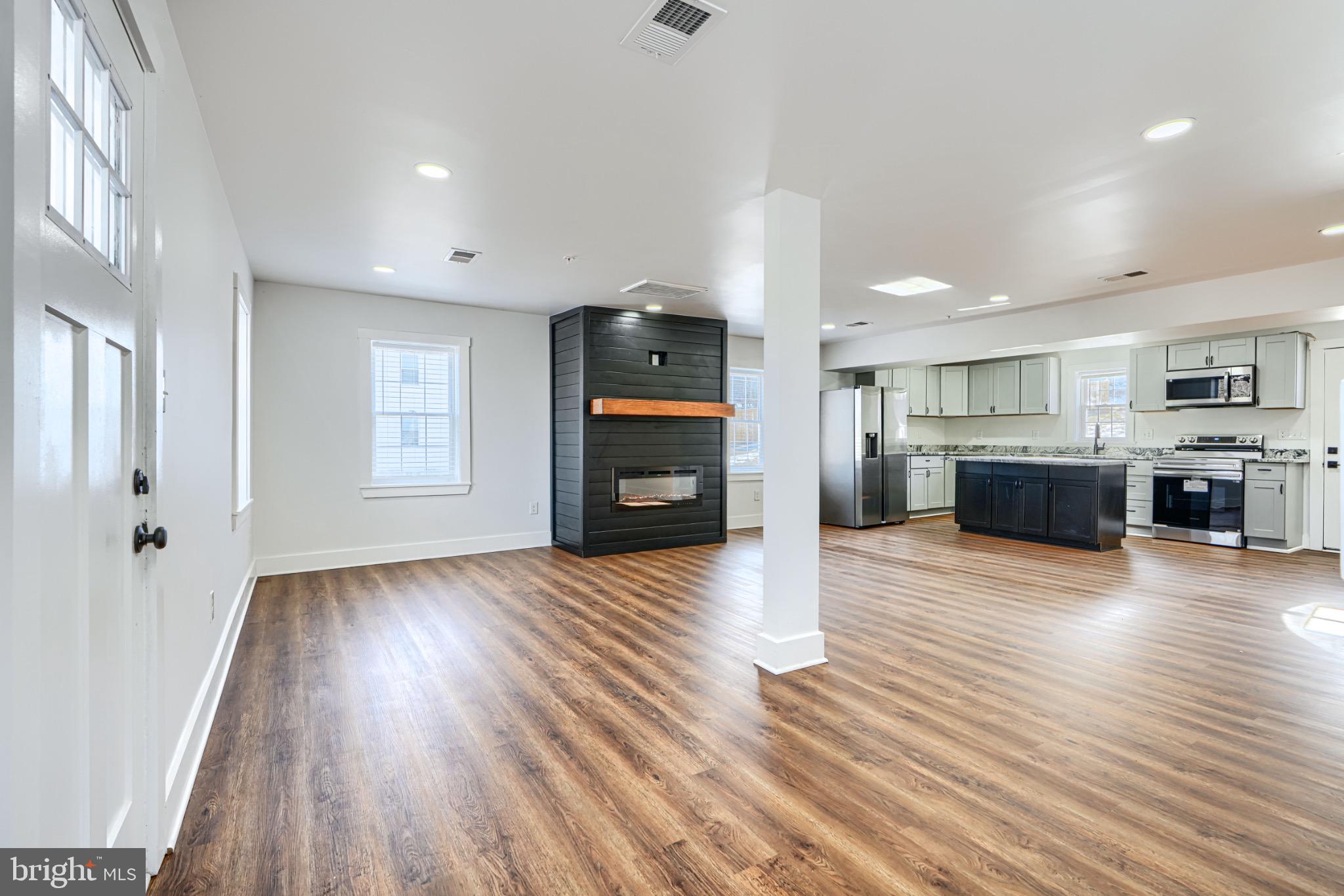 1359 Pleasant Valley Road Westminster, MD 21158 - Photo 6 of 57 Spacious modern living area with sleek design.