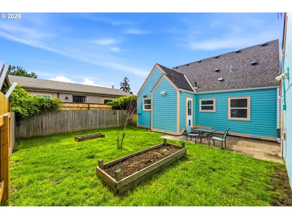 $325,000 | 2326 Evergreen Avenue Northeast, Salem, OR 97301