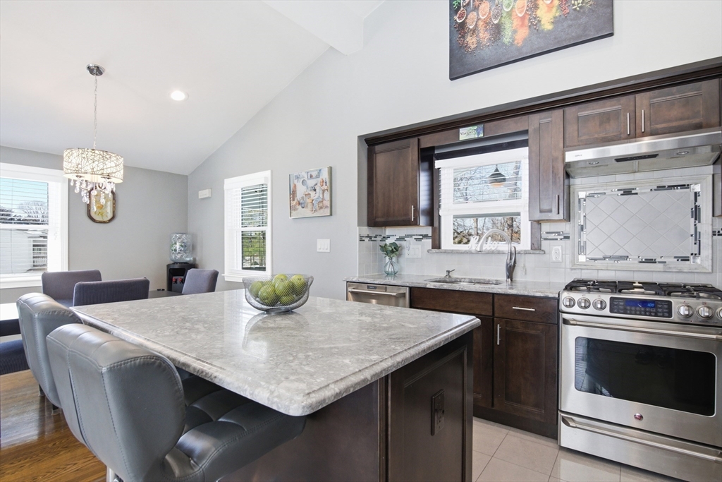 24 Worcester Road Peabody, MA 01960 - Photo 6 of 36 Gallery Image 6