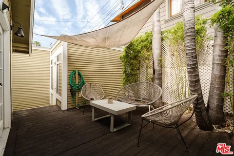 $895,000 | 5335 Fountain Avenue, Los Angeles, CA 90029