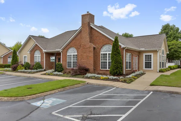 $232,500 | 7402 Appling Club Circle, Unit 109, Cordova, TN 38016