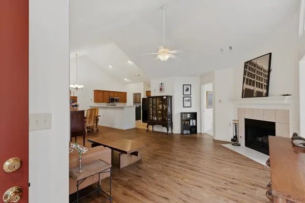 $232,500 | 7402 Appling Club Circle, Unit 109, Cordova, TN 38016