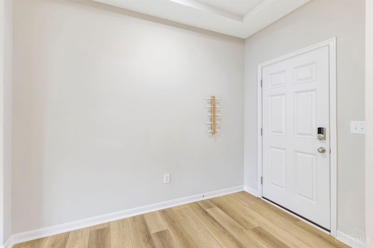 1291 Heather Ridge Cincinnati, OH 45233 - Photo 4 of 53 Gallery Image 4