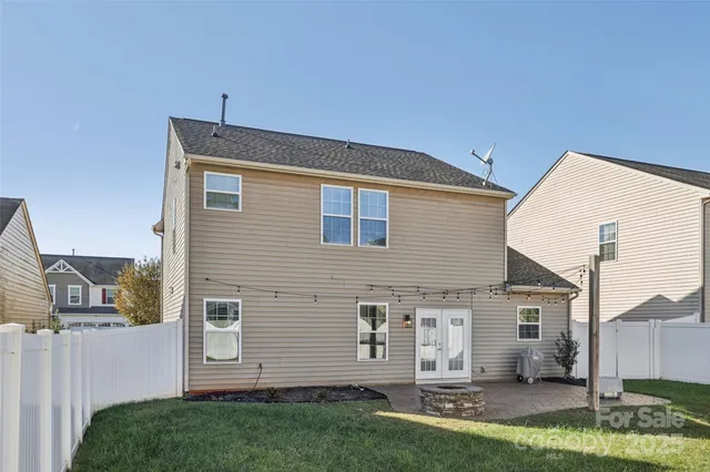 $425,000 | 10900 Tailwater Street, Davidson, NC 28036