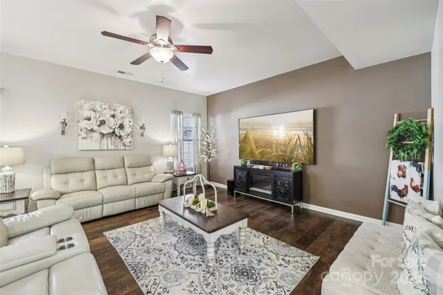 $425,000 | 10900 Tailwater Street, Davidson, NC 28036