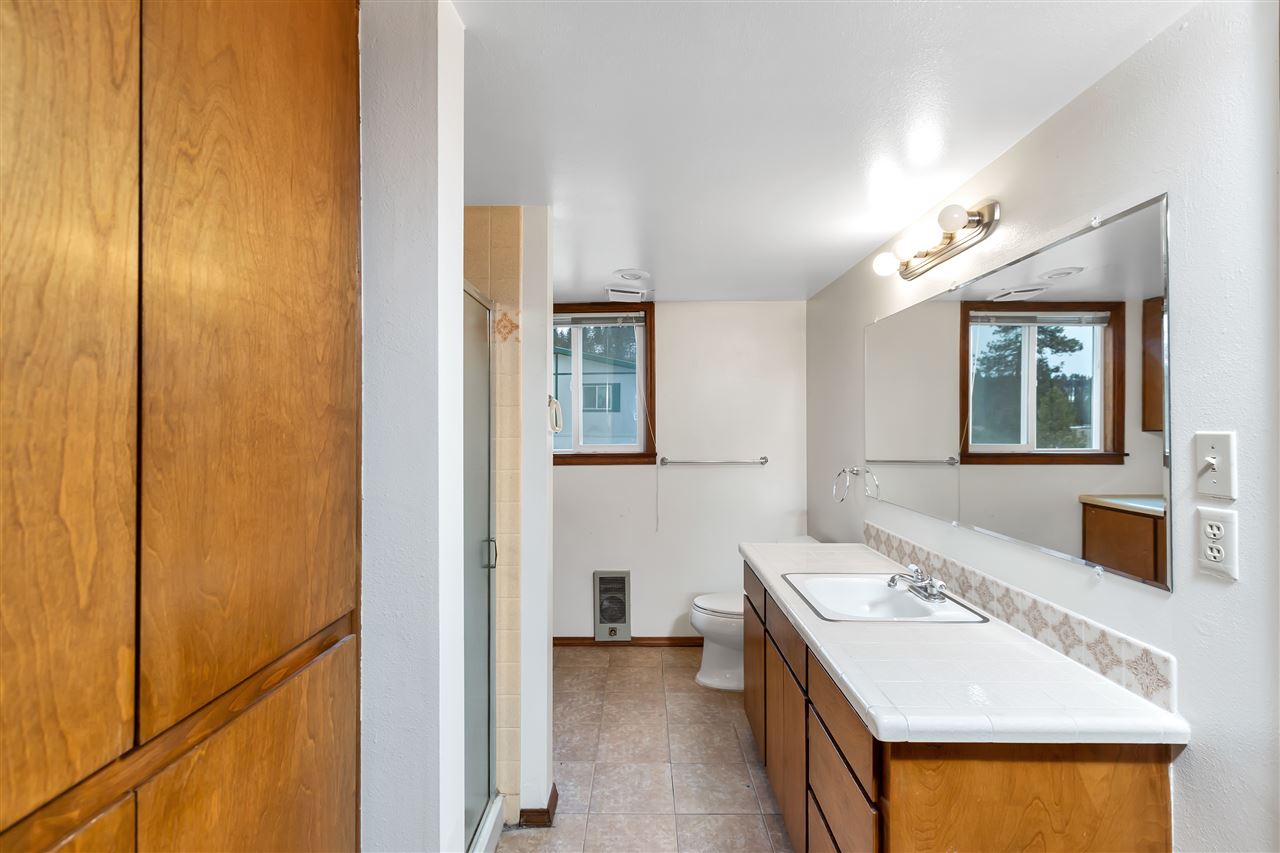 15920 West Coulee Hite Road Spokane, WA 99224 - Photo 10 of 20
