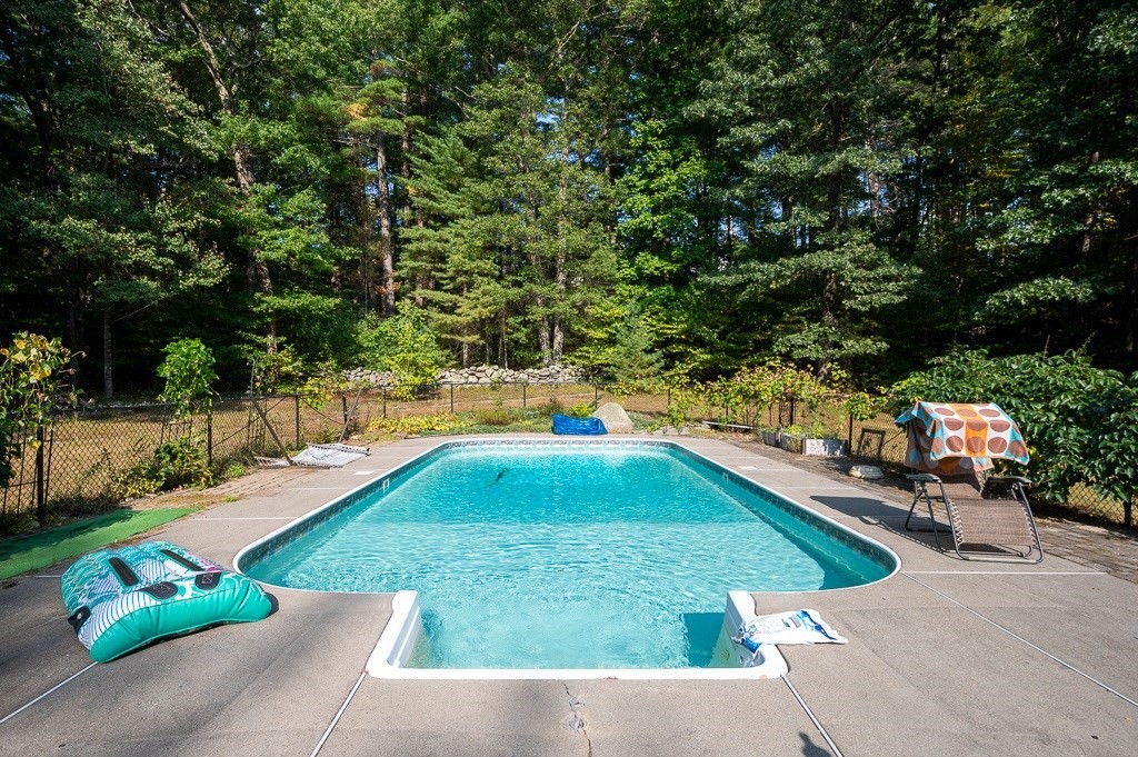 8 Plumbley Road Upton, MA 01568 - Photo 3 of 42 Gallery Image 3