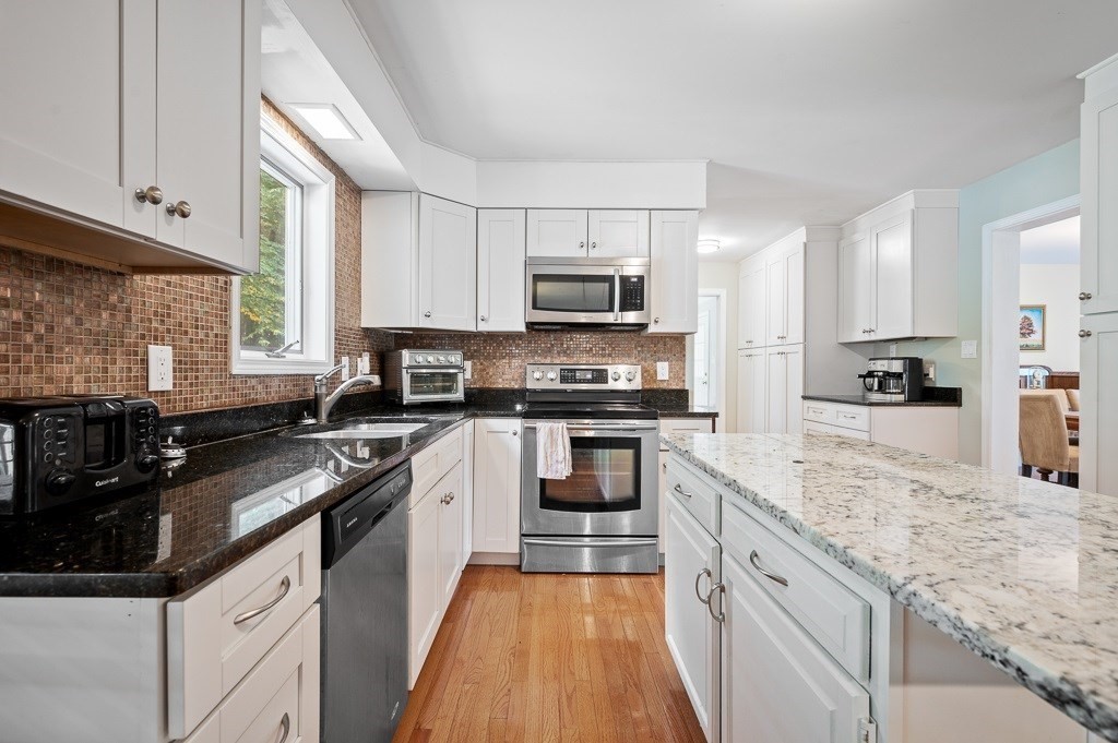 8 Plumbley Road Upton, MA 01568 - Photo 5 of 42 Gallery Image 5