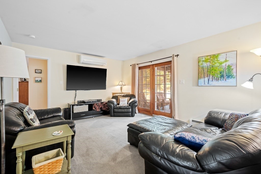 8 Plumbley Road Upton, MA 01568 - Photo 10 of 42 Gallery Image 10