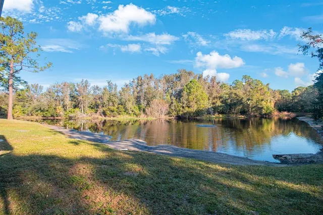 $169,899 | 1400 Gandy Boulevard North, Unit 715, St. Petersburg, FL 33702