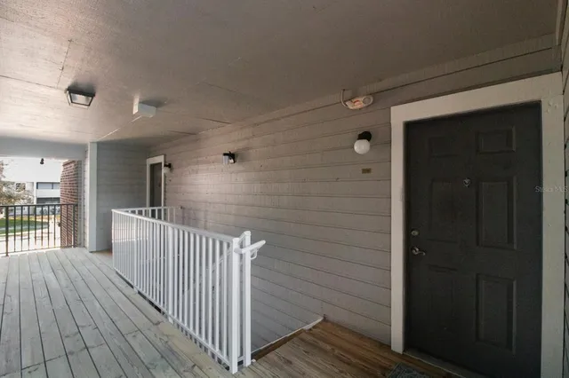 $169,899 | 1400 Gandy Boulevard North, Unit 715, St. Petersburg, FL 33702